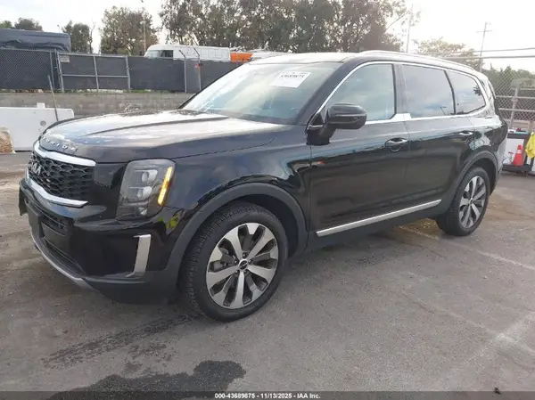 5XYP34HC1NG308209 2022 KIA TELLURIDE - Image 2