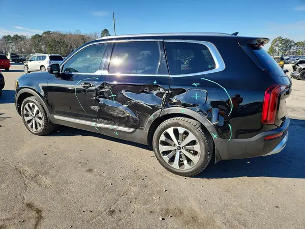 5XYP34HC2LG070965 2020 KIA TELLURIDE - Image 2