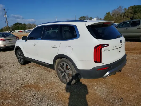 5XYP34HC2LG074711 2020 KIA TELLURIDE - Image 2