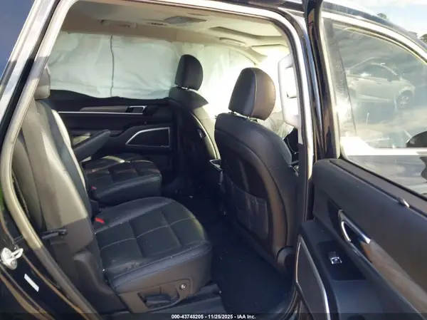 5XYP34HC2LG084073 2020 KIA TELLURIDE - Image 8