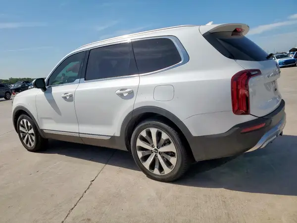 5XYP34HC2LG088169 2020 KIA TELLURIDE - Image 2