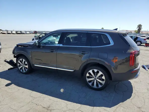 5XYP34HC2MG135928 2021 KIA TELLURIDE - Image 2