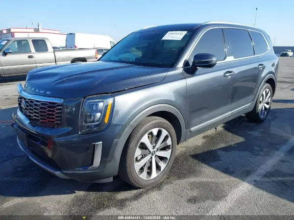 5XYP34HC2MG155886 2021 KIA TELLURIDE - Image 2