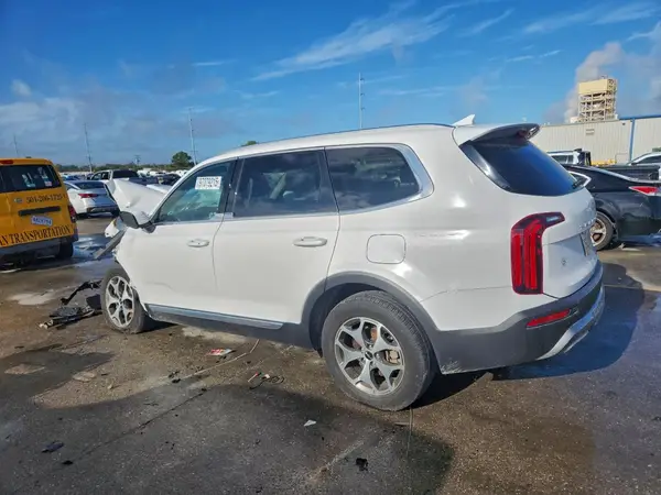 5XYP34HC2NG239126 2022 KIA TELLURIDE - Image 2