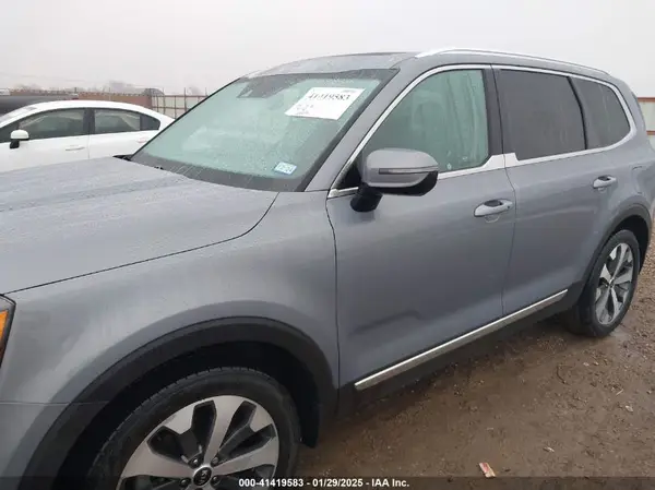 2020 KIA TELLURIDE auction photo 6