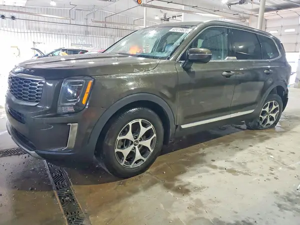 5XYP34HC3LG090884 2020 KIA TELLURIDE - Image 1