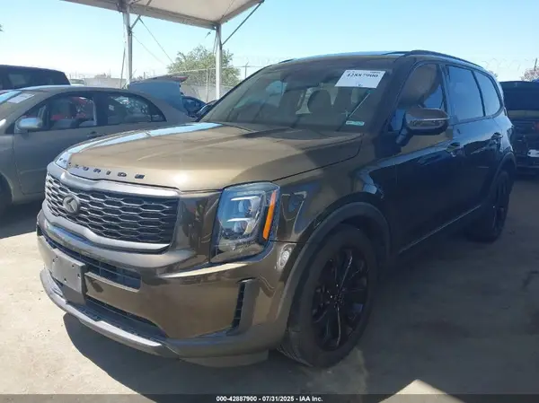 5XYP34HC3MG137056 2021 KIA TELLURIDE - Image 2