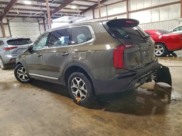 5XYP34HC3MG165181 2021 KIA TELLURIDE - Image 2