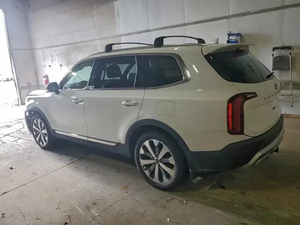 5XYP34HC3MG180134 2021 KIA TELLURIDE - Image 2