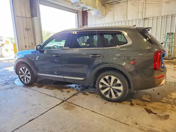 5XYP34HC3MG183406 2021 KIA TELLURIDE - Image 2