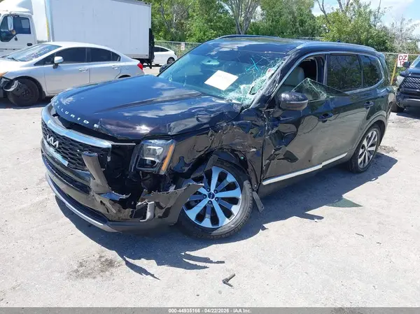 5XYP34HC3NG304050 2022 KIA TELLURIDE - Image 2