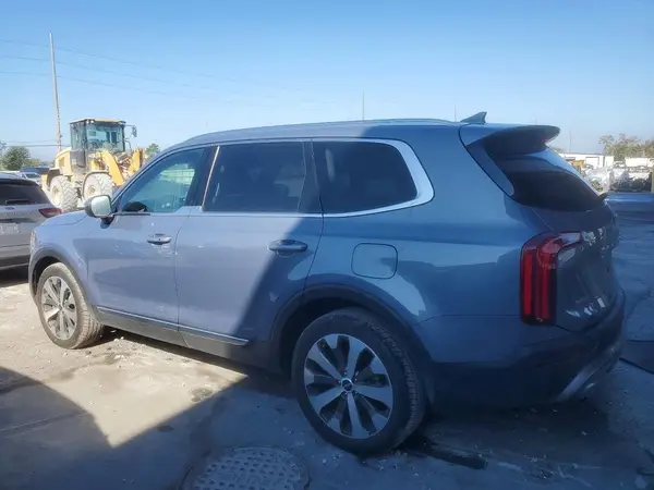 5XYP34HC3NG309152 2022 KIA TELLURIDE - Image 2