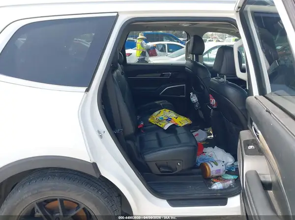 5XYP34HC4LG002246 2020 KIA TELLURIDE - Image 8