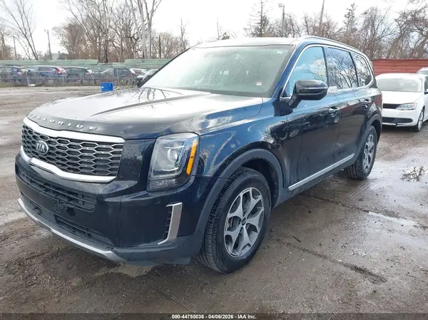 5XYP34HC4LG014445 2020 KIA TELLURIDE - Image 2