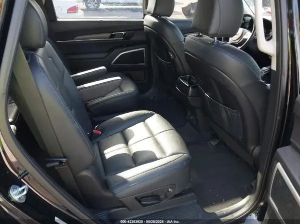 5XYP34HC4MG170731 2021 KIA TELLURIDE - Image 8