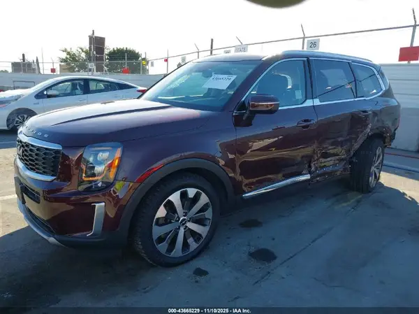 5XYP34HC4NG195176 2022 KIA TELLURIDE - Image 2