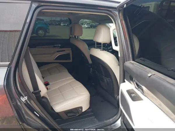 5XYP34HC5LG002305 2020 KIA TELLURIDE - Image 8