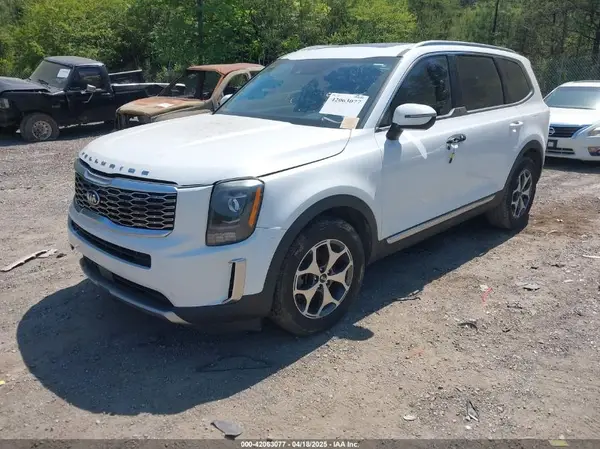 5XYP34HC5LG008668 2020 KIA TELLURIDE - Image 2