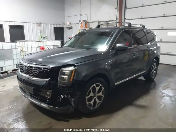 5XYP34HC5LG033330 2020 KIA TELLURIDE - Image 2