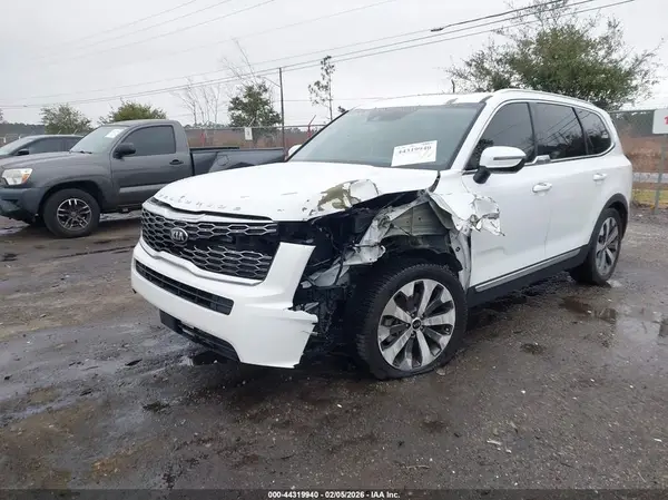 5XYP34HC5LG066828 2020 KIA TELLURIDE - Image 2