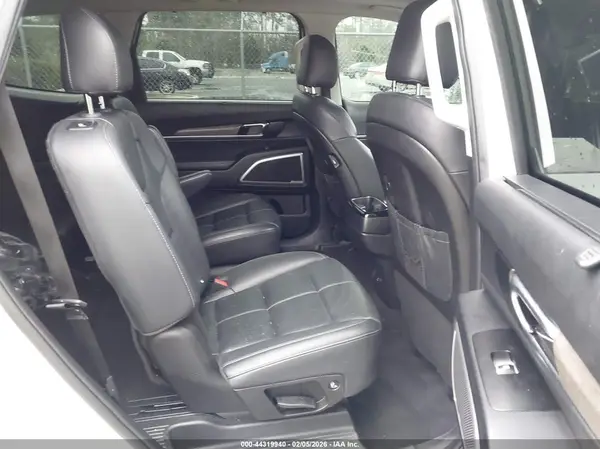 5XYP34HC5LG066828 2020 KIA TELLURIDE - Image 8