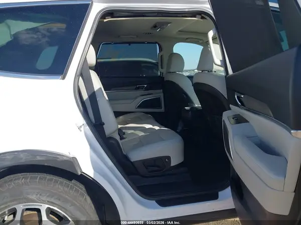 5XYP34HC5NG259581 2022 KIA TELLURIDE - Image 8