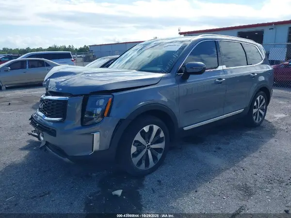 5XYP34HC5NG312800 2022 KIA TELLURIDE - Image 2