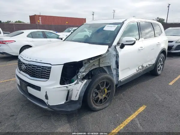 5XYP34HC6LG001244 2020 KIA TELLURIDE - Image 2