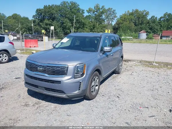 5XYP34HC6LG043140 2020 KIA TELLURIDE - Image 2