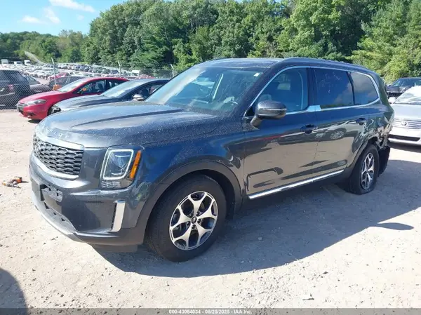 5XYP34HC6MG122857 2021 KIA TELLURIDE - Image 2