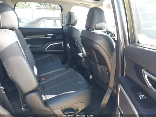 5XYP34HC6MG122857 2021 KIA TELLURIDE - Image 8