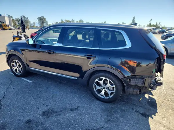 5XYP34HC6MG127525 2021 KIA TELLURIDE - Image 2