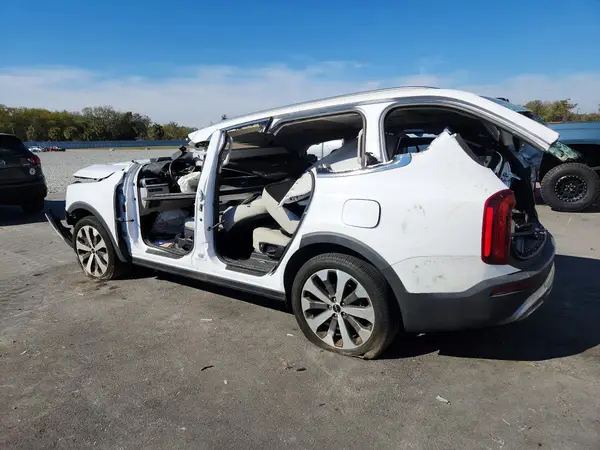 5XYP34HC6NG211801 2022 KIA TELLURIDE - Image 2