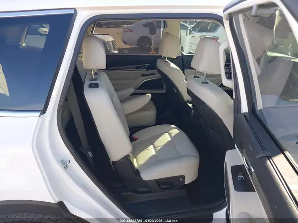 5XYP34HC6NG234818 2022 KIA TELLURIDE - Image 8