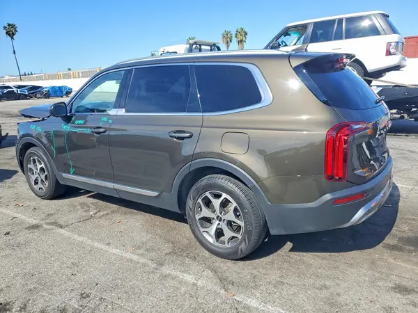 5XYP34HC6NG246855 2022 KIA TELLURIDE - Image 2