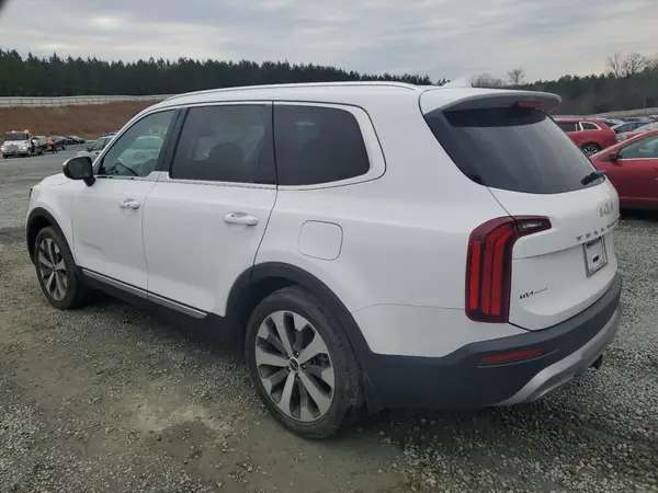 5XYP34HC6NG269228 2022 KIA TELLURIDE - Image 2