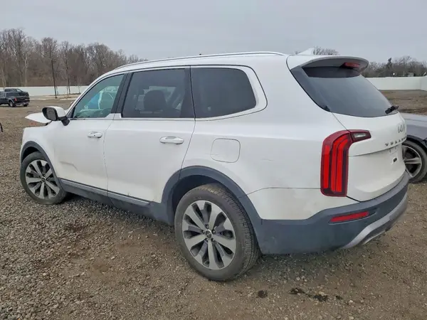 5XYP34HC6NG286272 2022 KIA TELLURIDE - Image 2