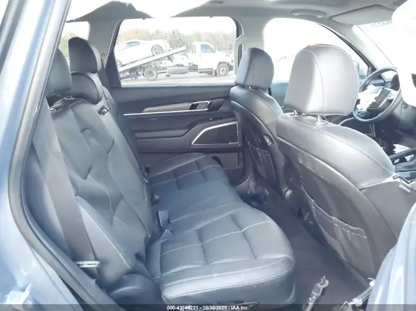 5XYP34HC6NG307122 2022 KIA TELLURIDE - Image 8