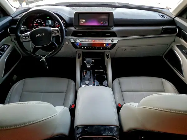 5XYP34HC6NG313907 2022 KIA TELLURIDE - Image 8