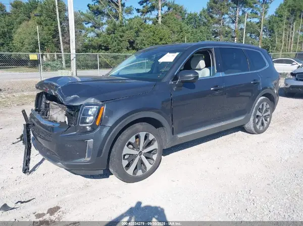 5XYP34HC7MG182999 2021 KIA TELLURIDE - Image 2