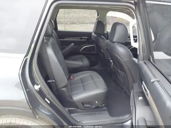 5XYP34HC7NG319862 2022 KIA TELLURIDE - Image 8