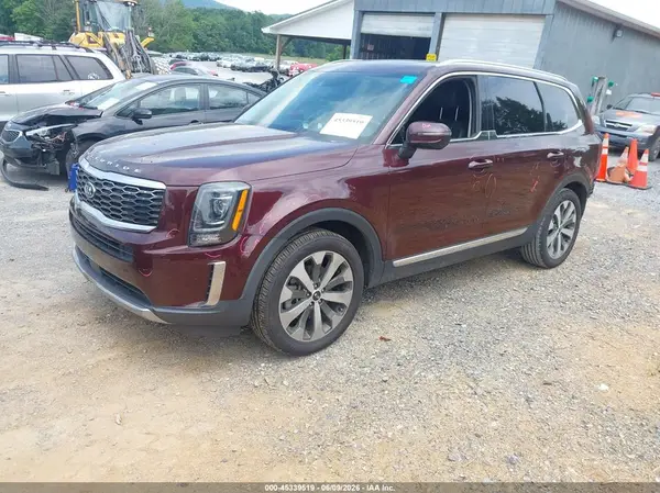 5XYP34HC8LG067519 2020 KIA TELLURIDE - Image 2