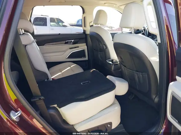 5XYP34HC8LG068539 2020 KIA TELLURIDE - Image 8