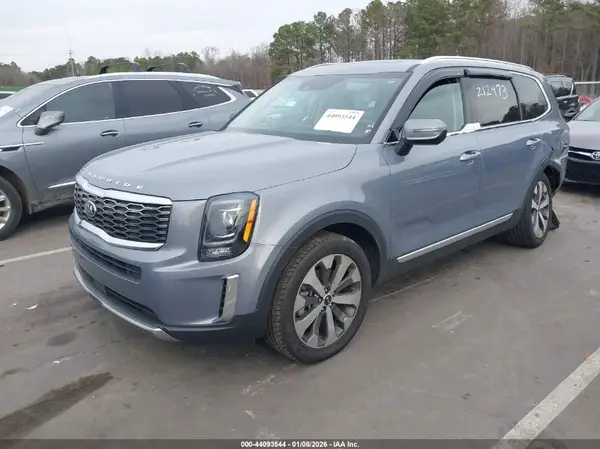 5XYP34HC8LG085695 2020 KIA TELLURIDE - Image 2