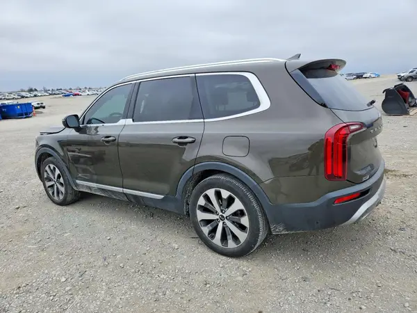 5XYP34HC8LG089990 2020 KIA TELLURIDE - Image 2