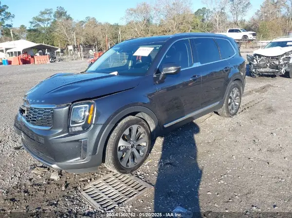 5XYP34HC8LG092131 2020 KIA TELLURIDE - Image 2