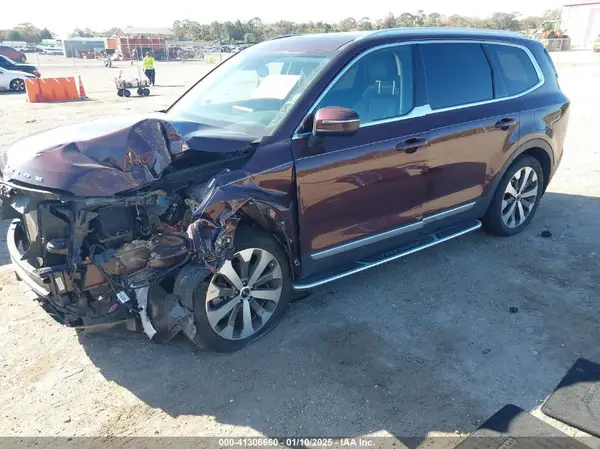 5XYP34HC8MG112735 2021 KIA TELLURIDE - Image 2