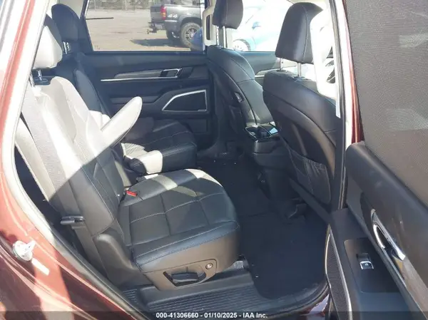 5XYP34HC8MG112735 2021 KIA TELLURIDE - Image 8