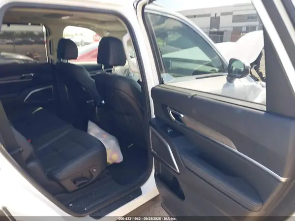 5XYP34HC8MG179691 2021 KIA TELLURIDE - Image 8