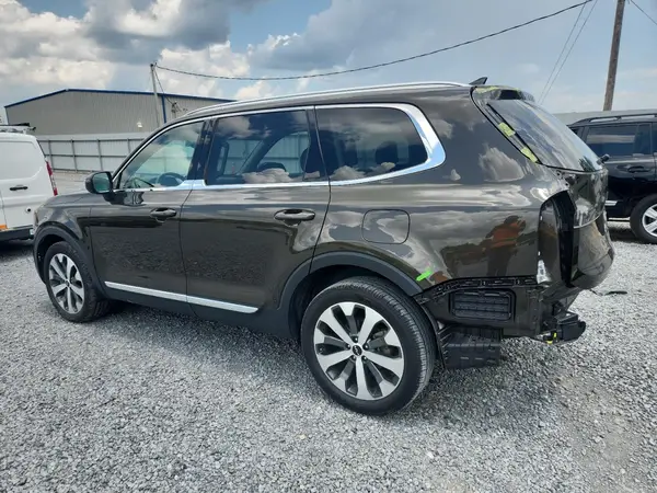 5XYP34HC8NG293658 2022 KIA TELLURIDE - Image 2